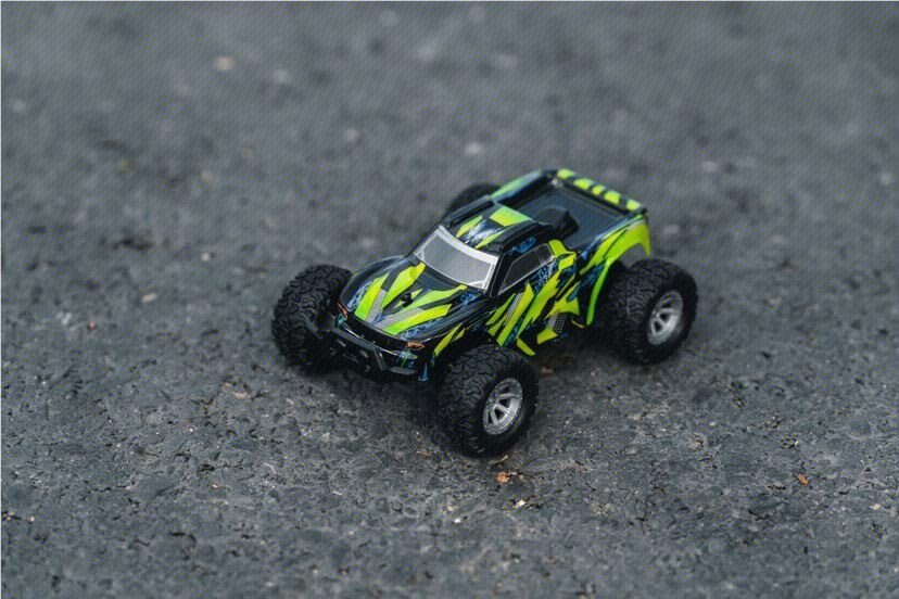 YR303920 High-Speed 2.4Ghz 1/32 Mini Electric Off-Road RC Drift Race